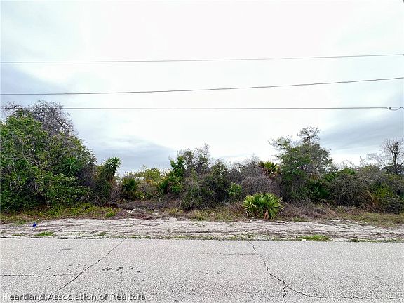 5th image of 346 Imbros Ave NE