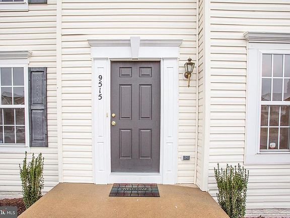 2nd image of 9515 Laurel Oak Dr