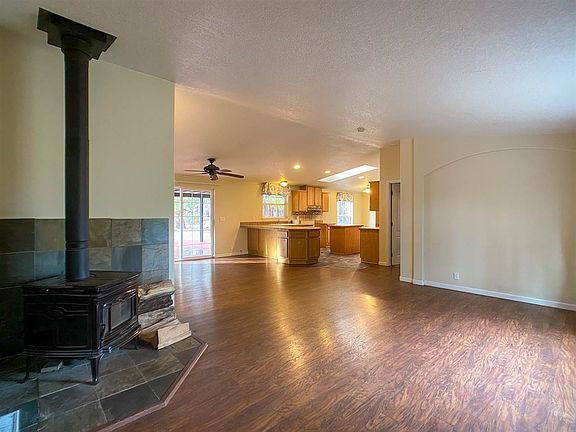 2nd image of 603 Valley Pines Dr