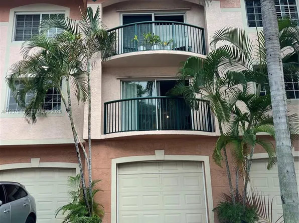 2033 SE 10th Ave APT 605, Fort Lauderdale, FL 33316