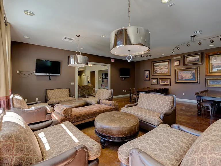 The Grand at Pine Ridge — Photo 6