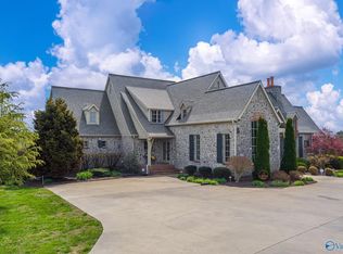 331 Eberhart Rd SE, Fort Payne, AL 35967