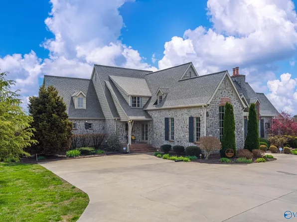 331 Eberhart Rd SE, Fort Payne, AL 35967
