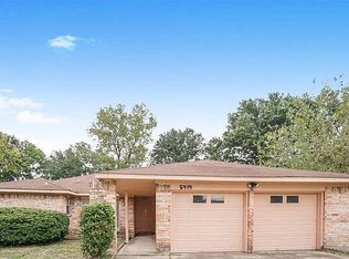 5411 Windsor Forest Dr, Houston, TX 77088