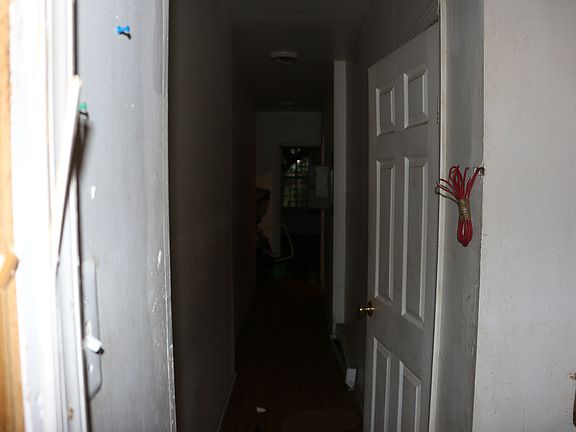 4th image of 3002 W Lehigh Ave