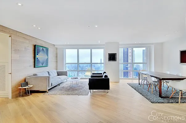 Rented by City Connections Realty | media 12