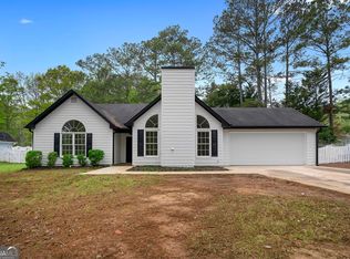 104 Coach Dr, Griffin, GA