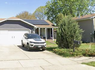 1482 Arundel St, Saint Paul, MN 55117