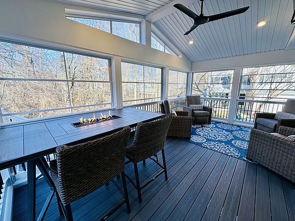 2nd image of 6694 Huntshire Dr