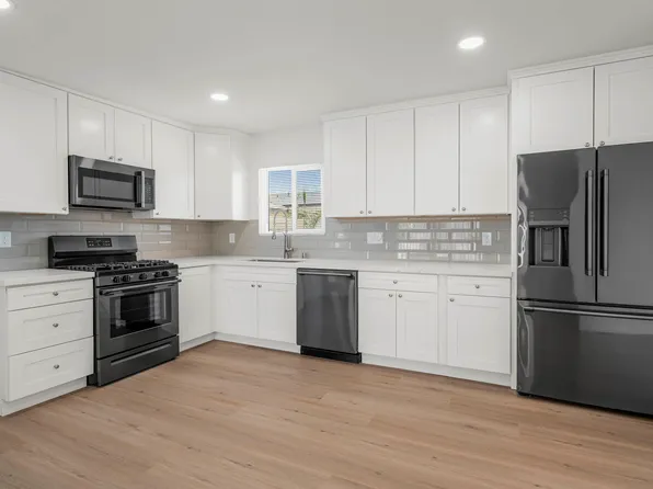 159-63 E 10th Ave, Escondido, CA 92025