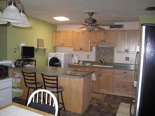 5th image of 3721 W Port Royale Ln