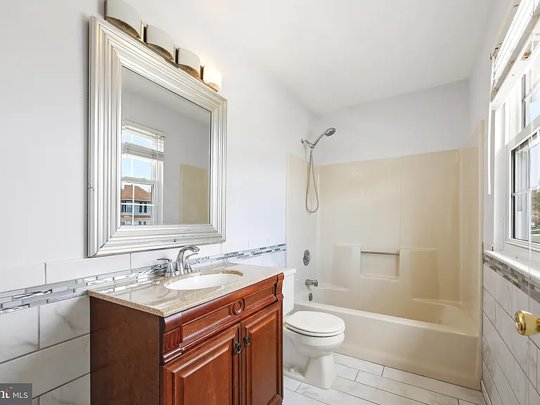 315 Catalano Ln — Photo 14
