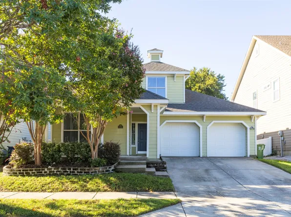 1600 Oakcrest Dr, Aubrey, TX 76227