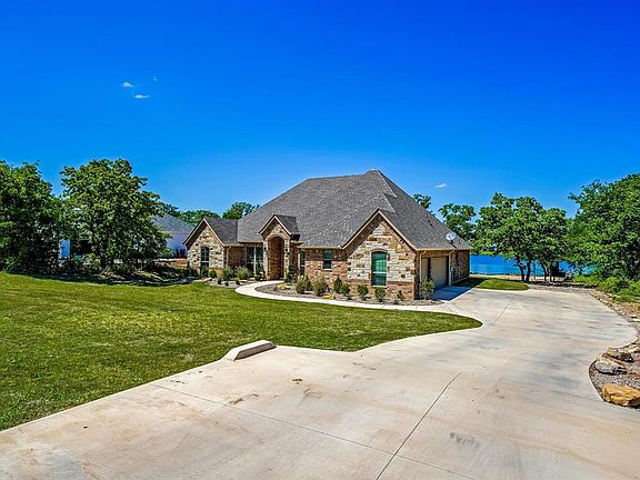 4th image of 125 Lakeside Dr