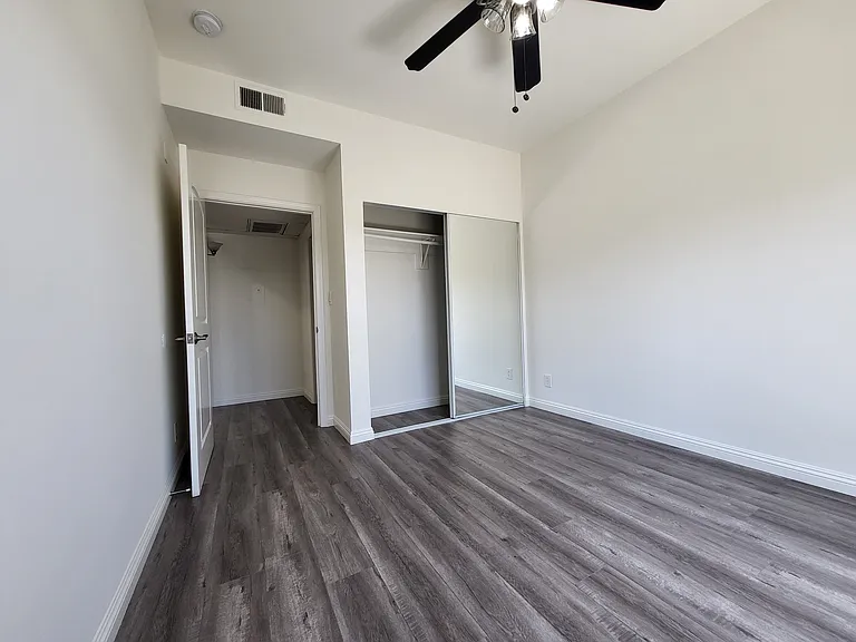 3819 Country Club Dr #203 — Photo 8