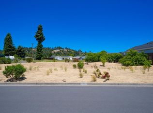 4577 Lambert Dr, Santa Rosa, CA 95403