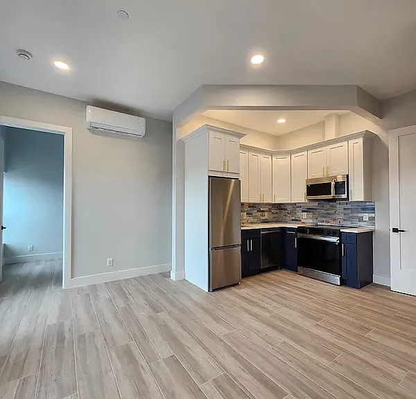 32-62 83rd St #3Y — Photo 2