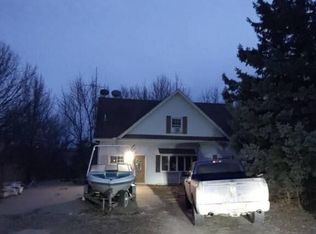 1618 168th Rd, Garland, NE 68360