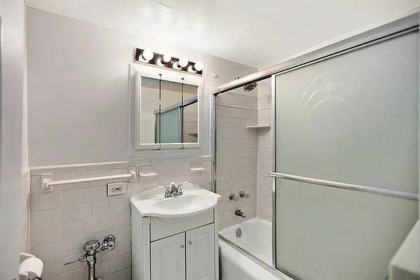 Sold by Citi Habitats | media 15