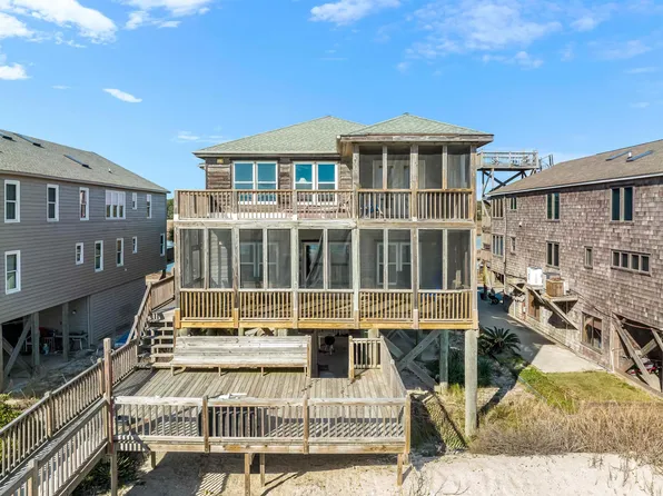 654 Springs Ave., Pawleys Island, SC 29585
