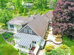 11 Sunny Acres Ln, Boothbay, ME 04537