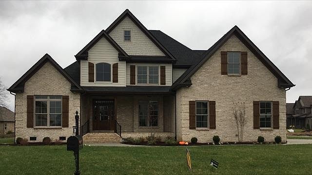 1st image of 3110 Robinwood Dr