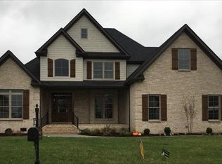 3110 Robinwood Dr, Murfreesboro, TN 37128