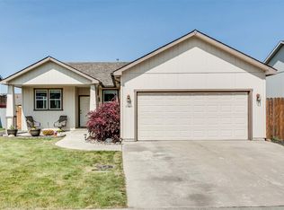 17615 E 3rd Ln, Greenacres, WA 99016