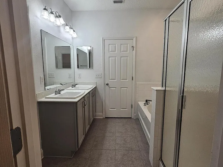 371 Heritage Oaks Dr — Photo 11
