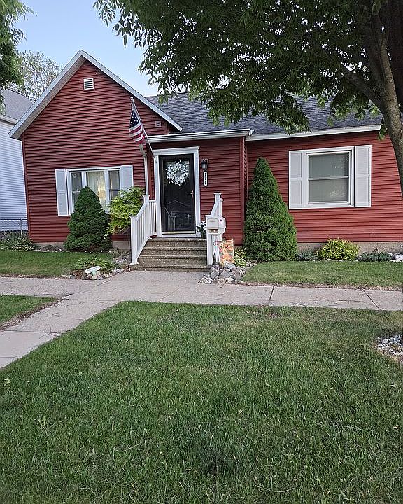 1st image of 2057 Harrison Ave