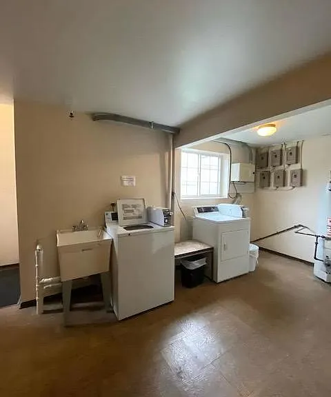 Coin operated laundry
