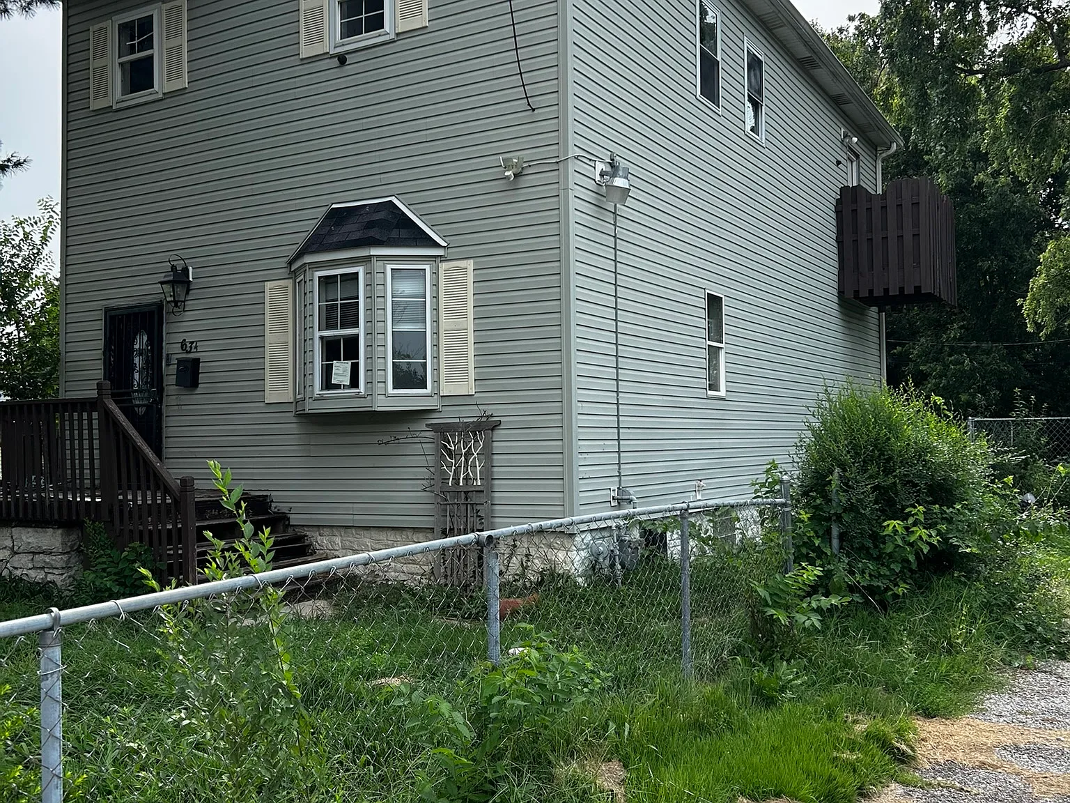 3 bed, 880 sqft, $720 — Photo 4