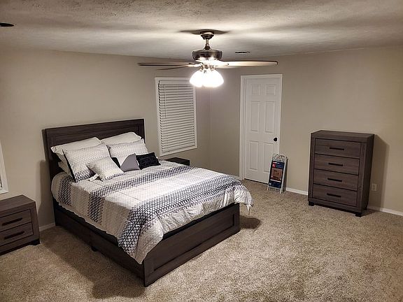 3rd image of 2219 Darren Dr