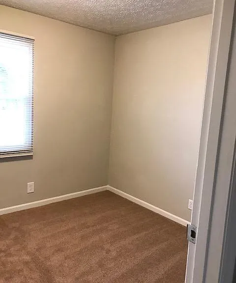1025 Clovernoll Ct — Photo 9