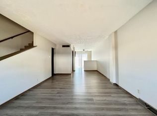 7235 Ames Cir, Omaha, NE 68134