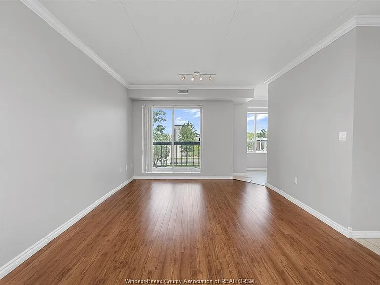 1885 Normandy St #305 — Photo 10