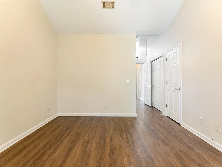1311 Cashmere Dr — Photo 32