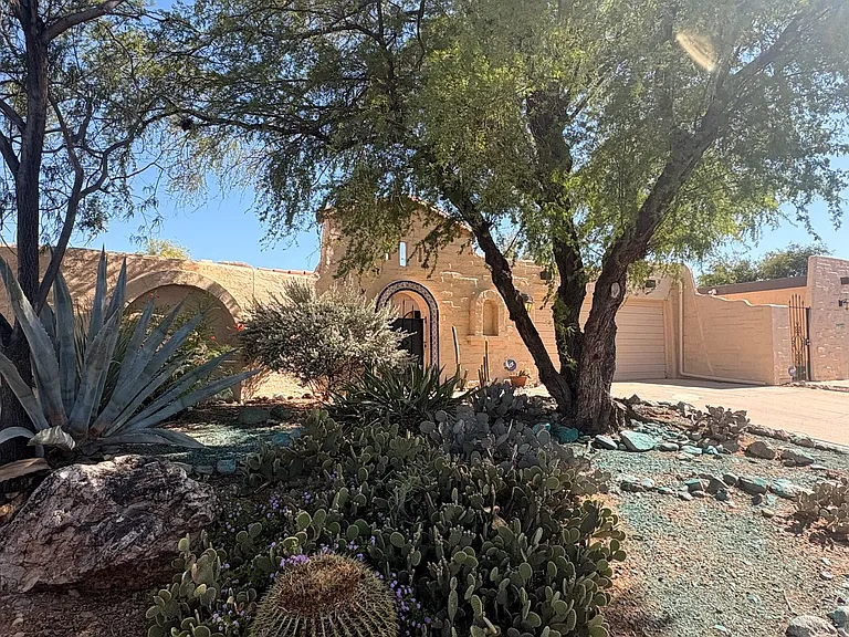 2371 W Calle Retana — Photo 1