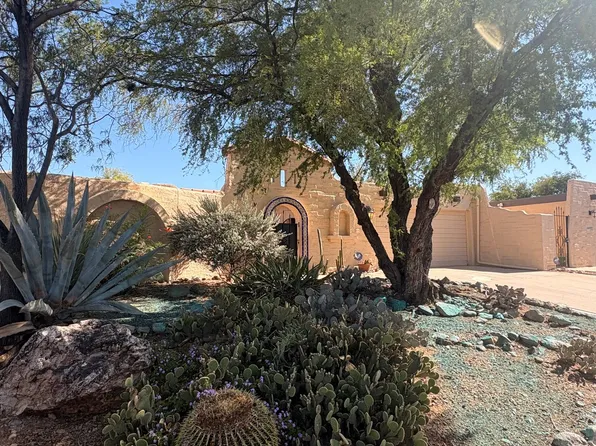 2371 W Calle Retana, Tucson, AZ 85745