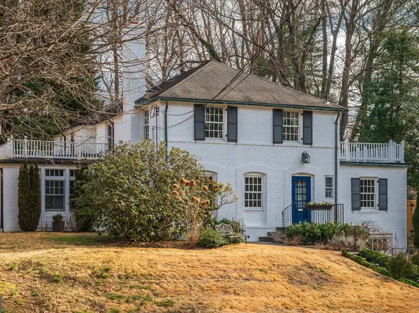 4901 Brookeway Dr, Bethesda, MD 20816
