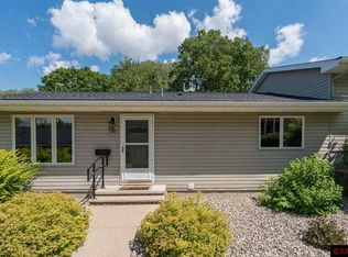 152 Stoltzman Rd, Mankato, MN 56001