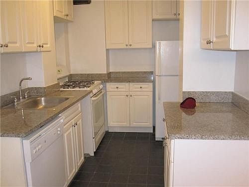 2nd image of 12 E 86th St APT 407