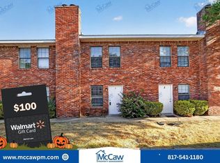 210 Rolston Rd APT 2, Irving, TX 75060