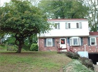 5826 Clark Ave, Bethel Park, PA 15102