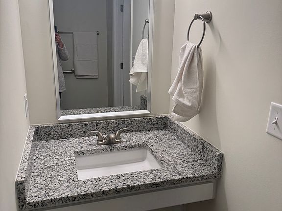 3rd image of 34 W Franklin St #4