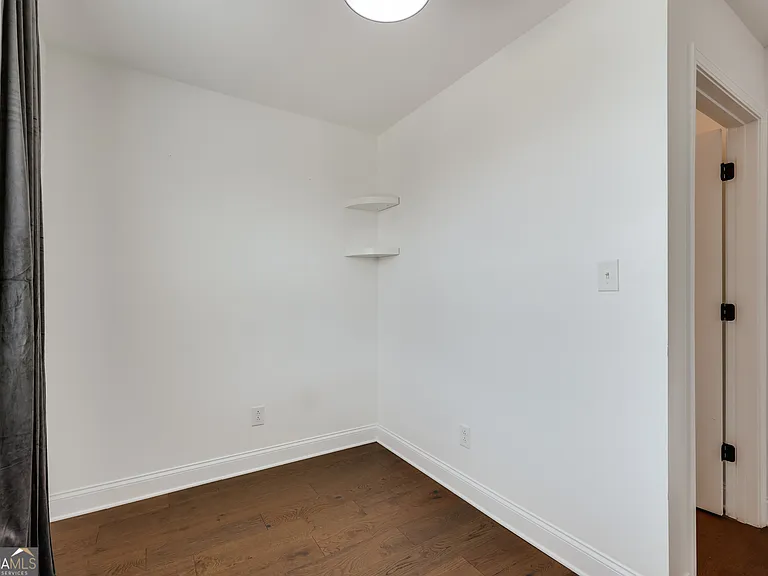 499 Little Oak St — Photo 31