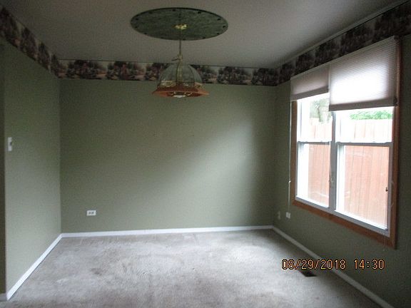 3rd image of 20546 S Graceland Ln