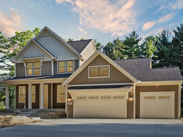 10531 Pierport Dr, Portage, MI 49024