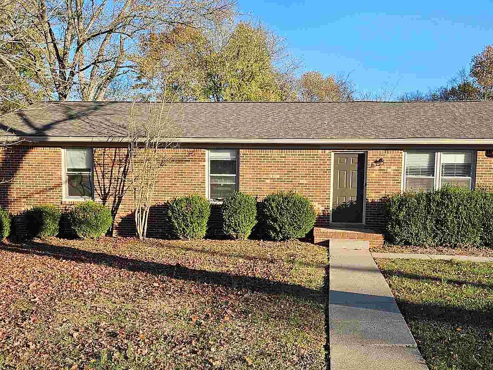 1st image of 2448 River Oaks Dr