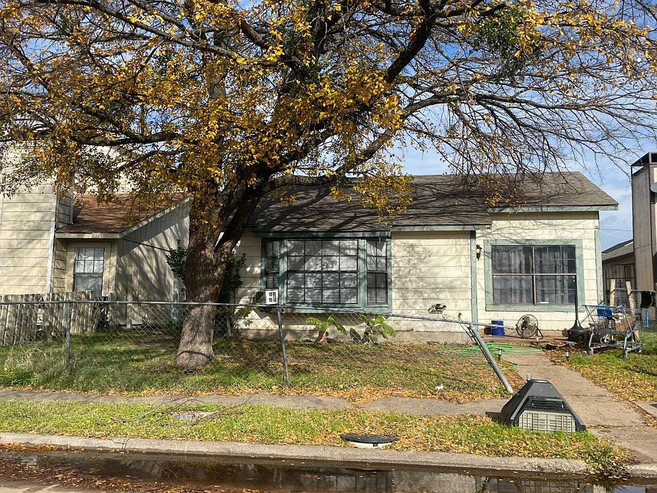 1st image of 10339 Chelmsford Dr